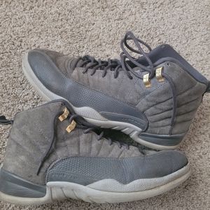 Air Jordan retro 12 "Wolf Grey"